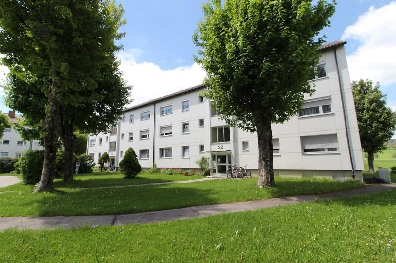 1. OG 3 Zimmer mit Balkon 3 zimmer