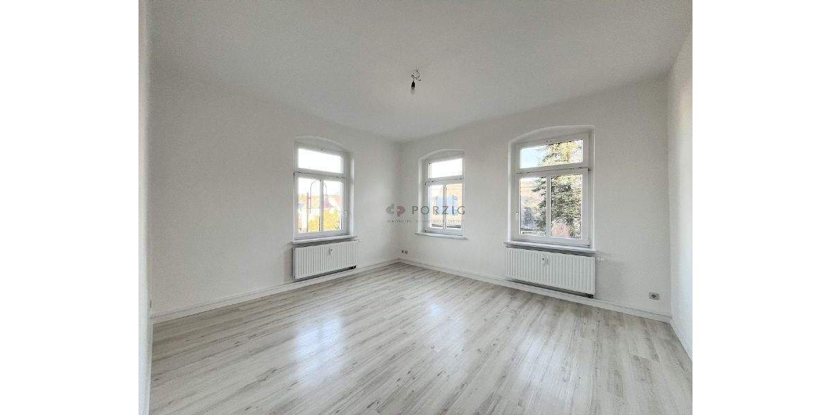 Etagenwohnung Oberlungwitz - 2 Zimmer, 65 m&sup2;, 330&euro; | Angebot:25040583