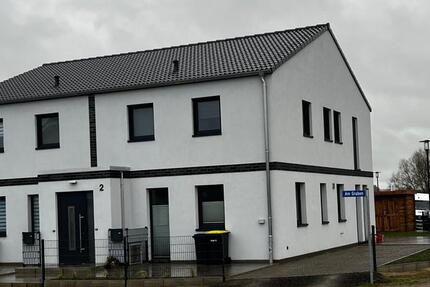 Haus Lüdersdorf - 5 Zimmer, 120 m&sup2;, 1.600&euro; | Angebot:25161351