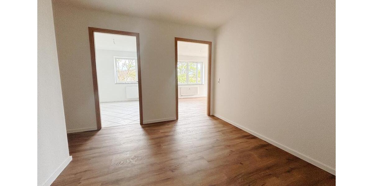Etagenwohnung Glinde - 2 Zimmer, 83 m&sup2;, 890&euro; | Angebot:26647436