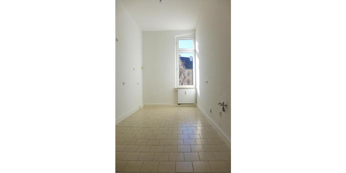 Etagenwohnung Sondershausen - 4 Zimmer, 98 m&sup2;, 787&euro; | Angebot:26234092