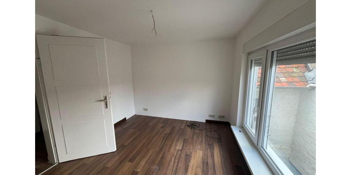 Etagenwohnung Dettenheim - 5 Zimmer, 140 m&sup2;, 1.250&euro; | Angebot:26505390