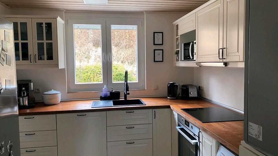 Etagenwohnung Koblenz Arenberg-Immendorf - 3.5 Zimmer, 100 m&sup2;, 1.000&euro; | Angebot:26222599