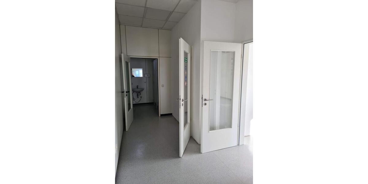 Gewerberaum, Büro, Studio, Praxis, 60 qm zu vermieten zimmer