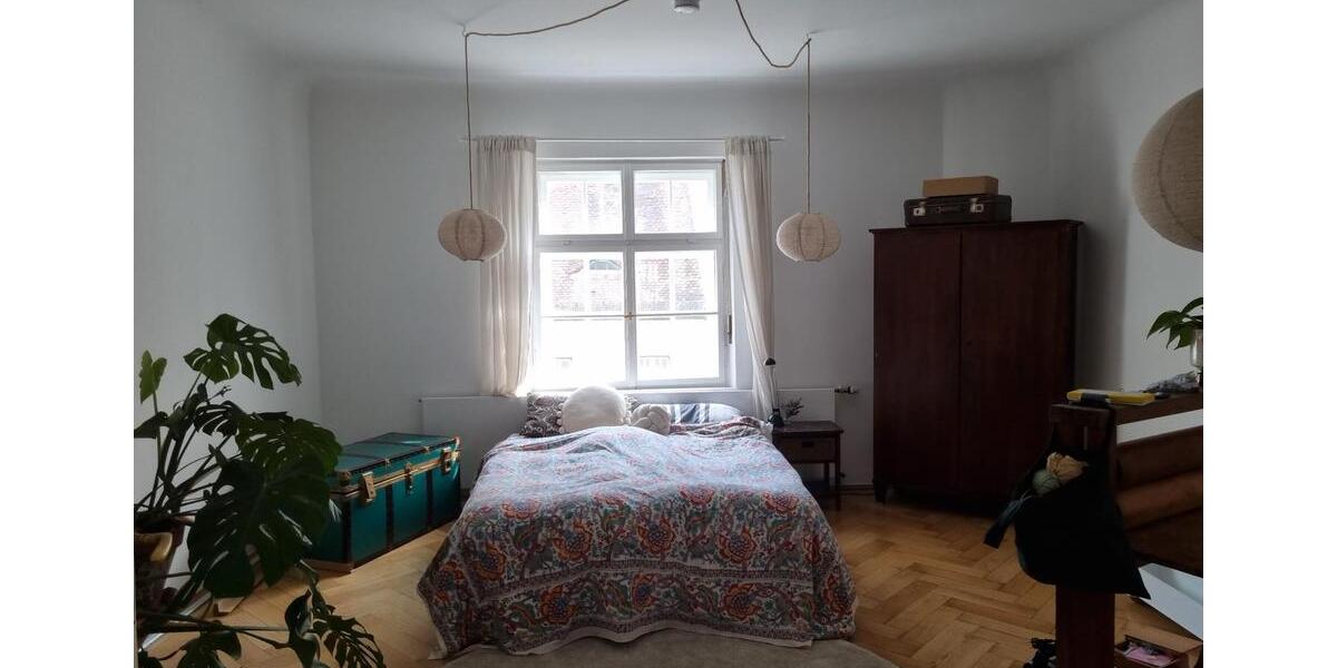 Etagenwohnung München Schwabing-Freimann - 4 Zimmer, 130 m&sup2;, 3.100&euro; | Angebot:25823288