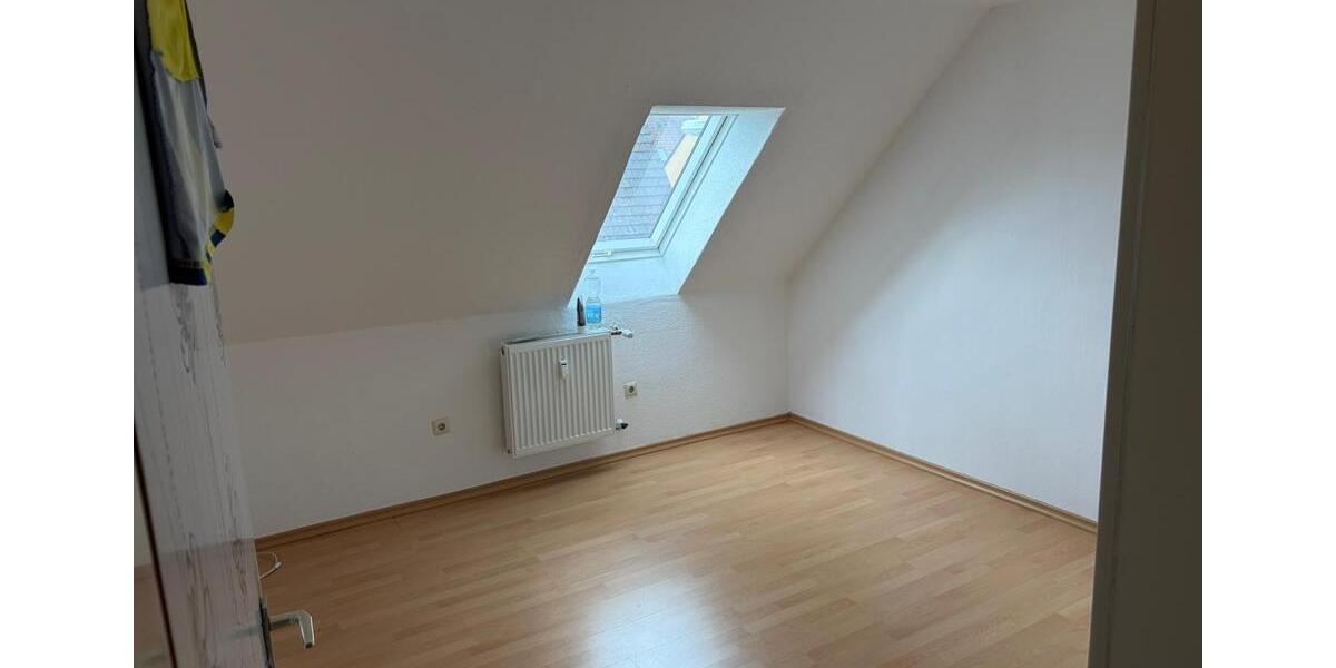 Dachgeschoßwohnung Krumbach (Schwaben) - 3 Zimmer, 70 m&sup2;, 700&euro; | Angebot:26481159
