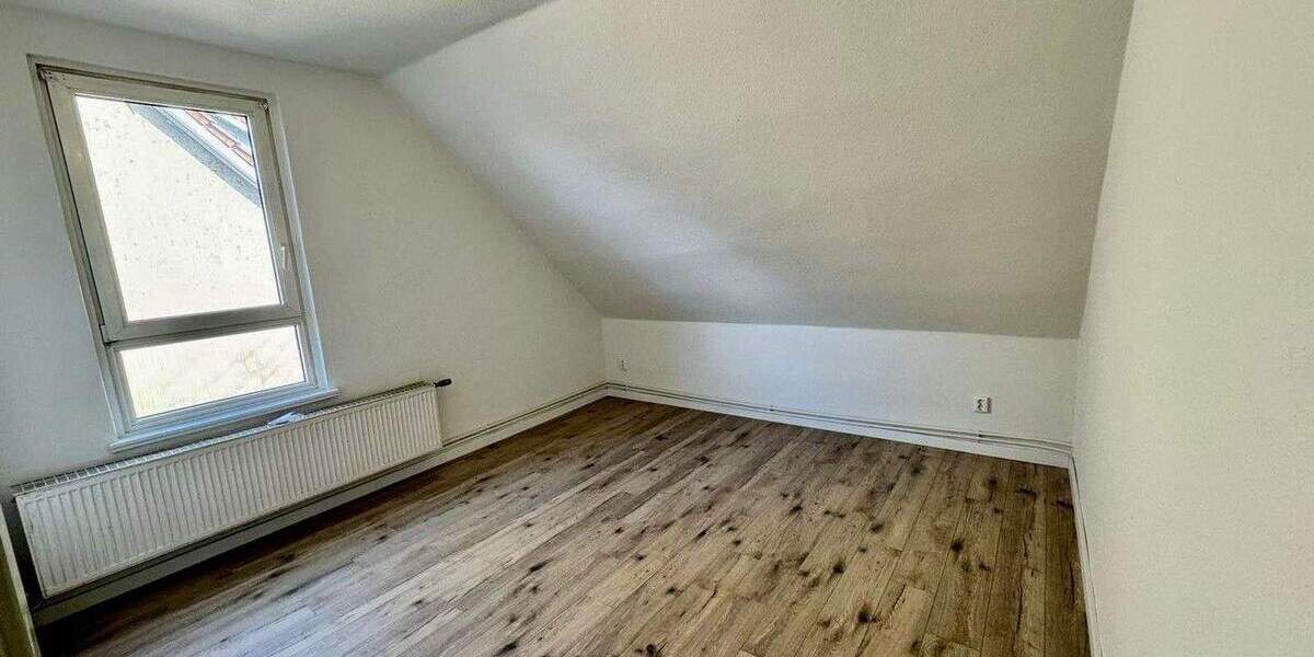 Etagenwohnung Hildesheim Nord - 2 Zimmer, 76 m&sup2;, 720&euro; | Angebot:26251027