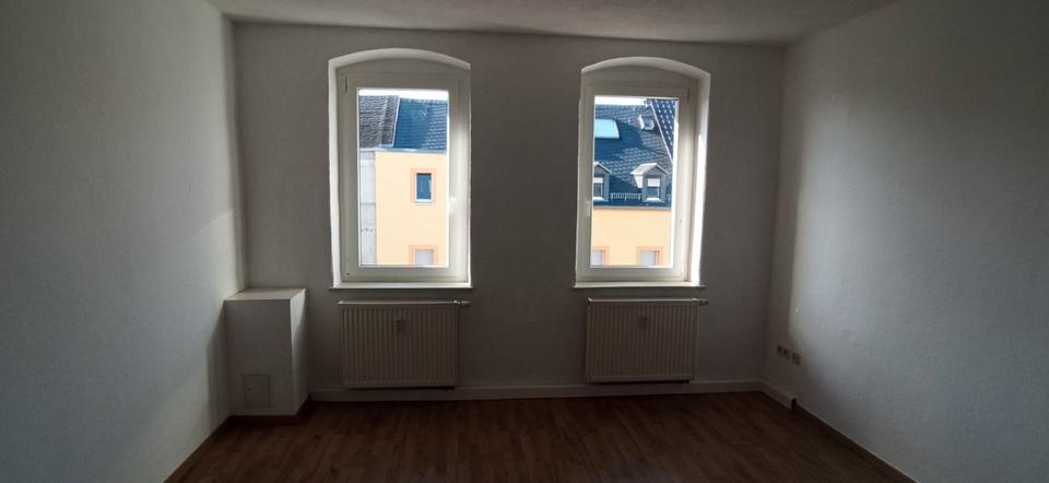 Etagenwohnung Geringswalde - 4 Zimmer, 88 m&sup2;, 520&euro; | Angebot:26508544