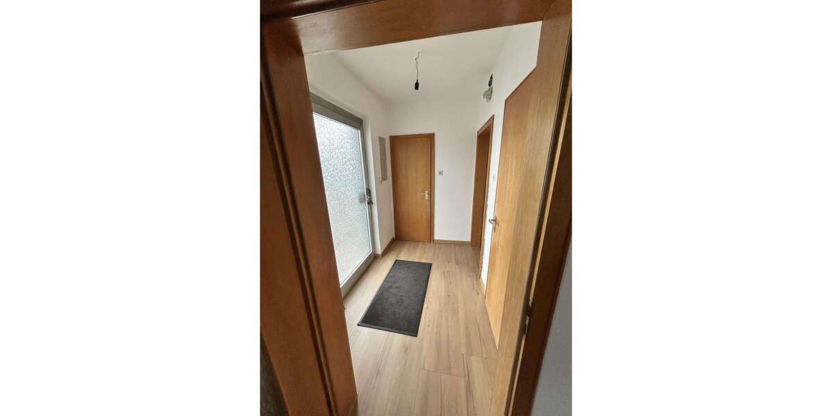 Etagenwohnung Goldbach - 3 Zimmer, 70 m&sup2;, 990&euro; | Angebot:27032235