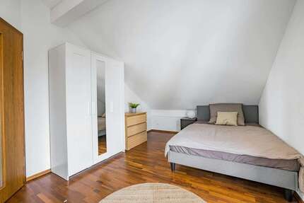 WG-Zimmer in München 890 € 14 m² zimmer