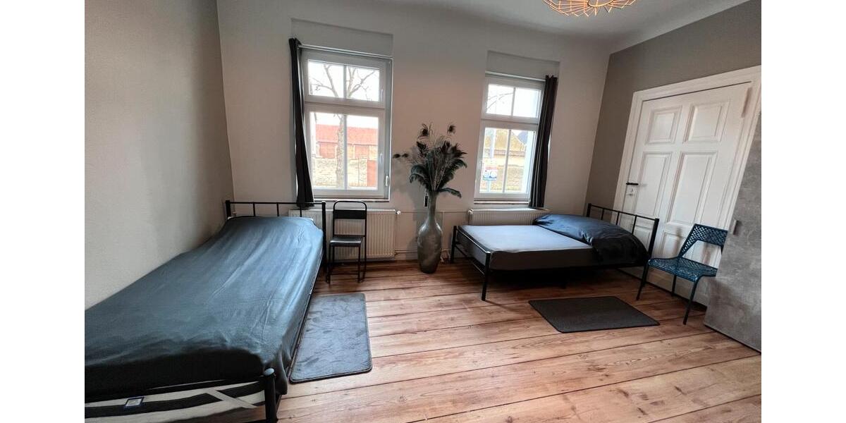 Wohnen auf Zeit Schönefeld - 3 Zimmer, 90 m&sup2;, 190&euro; | Angebot:26099417