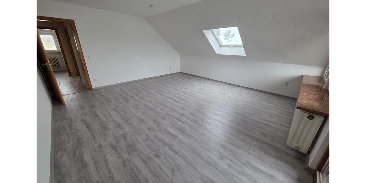 Etagenwohnung Selb - 2 Zimmer, 70 m&sup2;, 595&euro; | Angebot:24847047