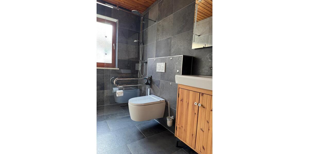 Gemütliche Single-Wohnung in Top Lage Grafenwiesens - ab sofort zimmer