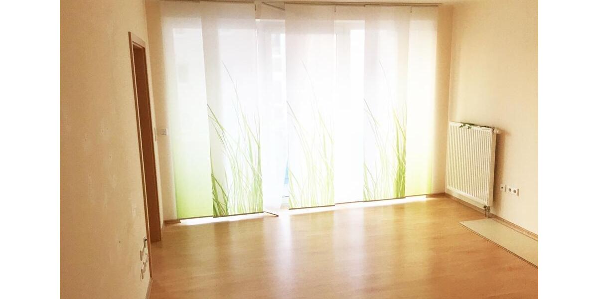 Hochparterre Kassel Bettenhausen - 4 Zimmer, 105 m&sup2;, 1.000&euro; | Angebot:24841844