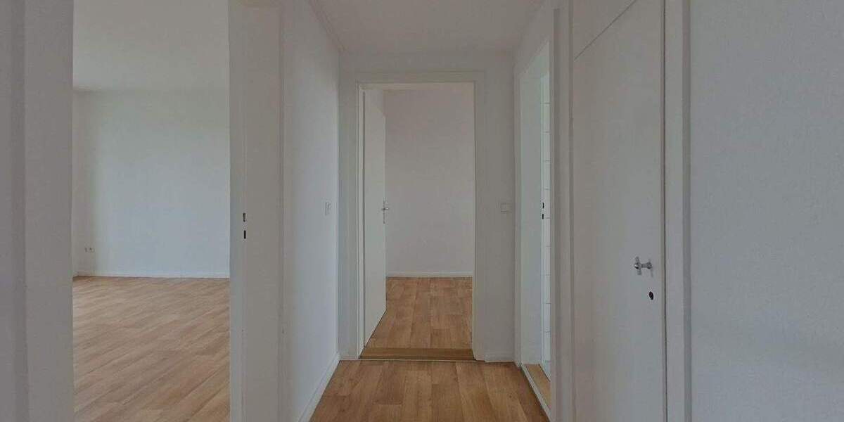 Etagenwohnung Lutherstadt Wittenberg - 3 Zimmer, 69 m&sup2;, 419&euro; | Angebot:24915081