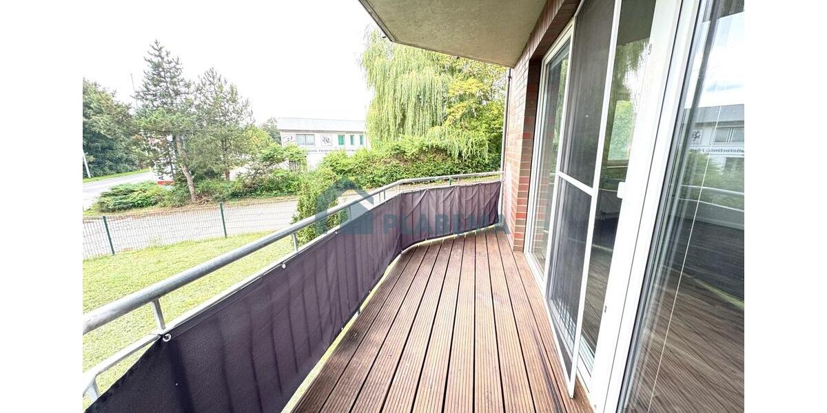 JETZT ZUM NEUEN PREIS-4-Zimmer-Wohnung mit Balkon, Einbauküche, wohnlichen Räumen im Souterrain 4 zimmer