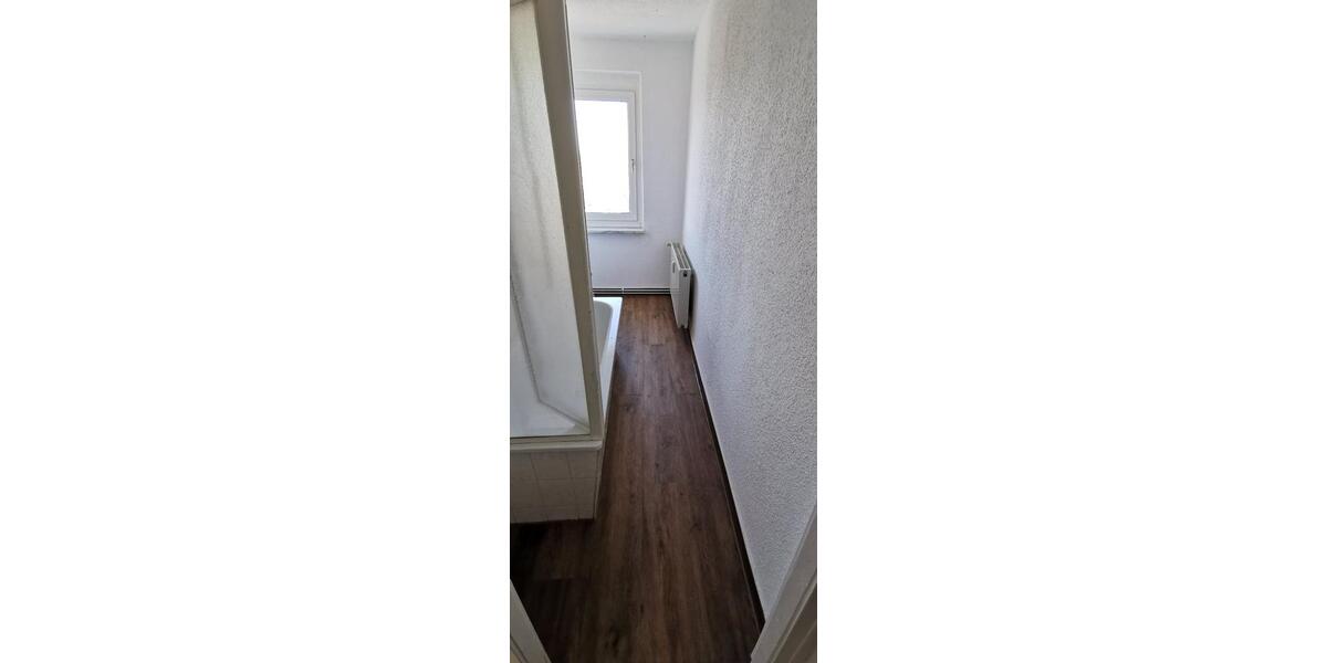 Etagenwohnung Pasewalk - 3 Zimmer, 60 m&sup2;, 390&euro; | Angebot:25892518