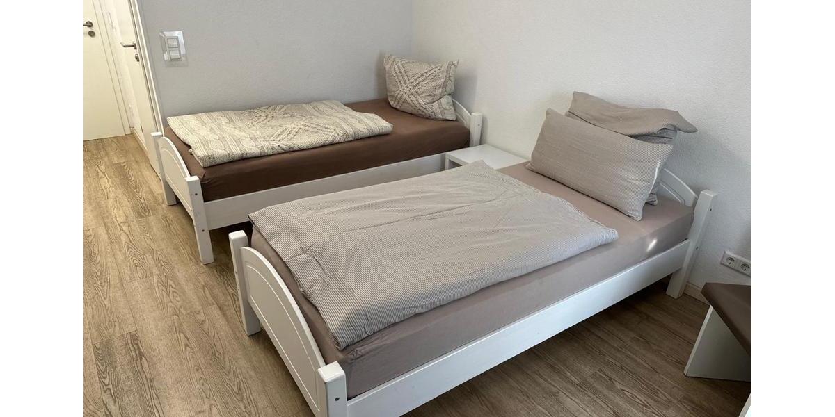 Wohnen auf Zeit Untereisesheim - 1 Zimmer, 12 m&sup2;, 812&euro; | Angebot:26213600