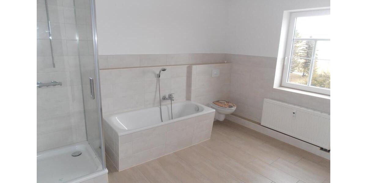 Sonnige 2-Raumwohnung mit Top-Badezimmer 2 zimmer