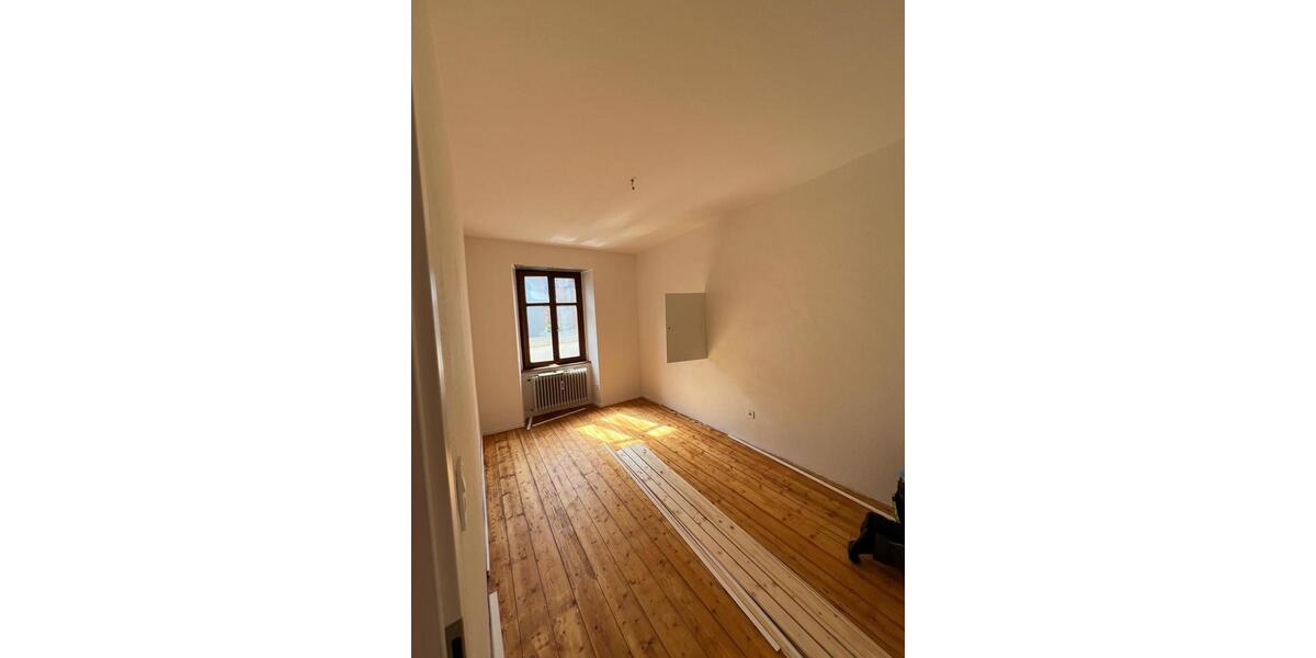 Erdgeschoßwohnung Schopfheim - 4.5 Zimmer, 126 m&sup2;, 1.450&euro; | Angebot:26481751