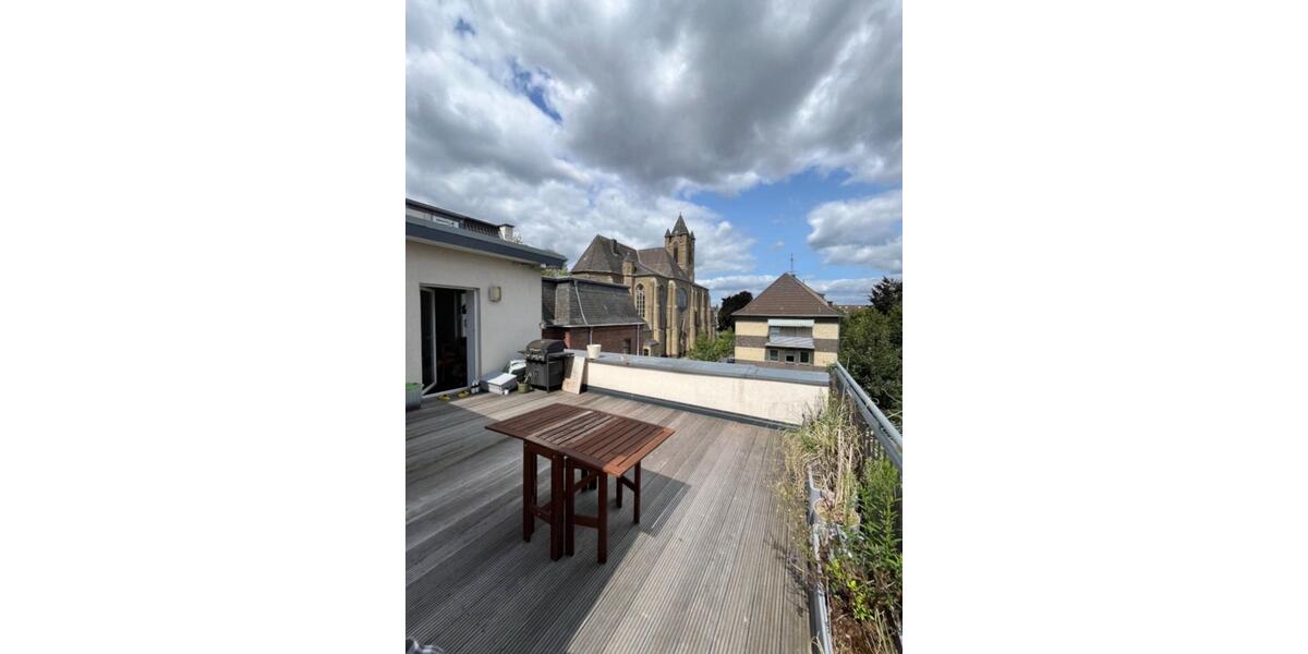 Wohnen auf Zeit Mönchengladbach Nord - 3 Zimmer, 130 m&sup2;, 770&euro; | Angebot:25922897