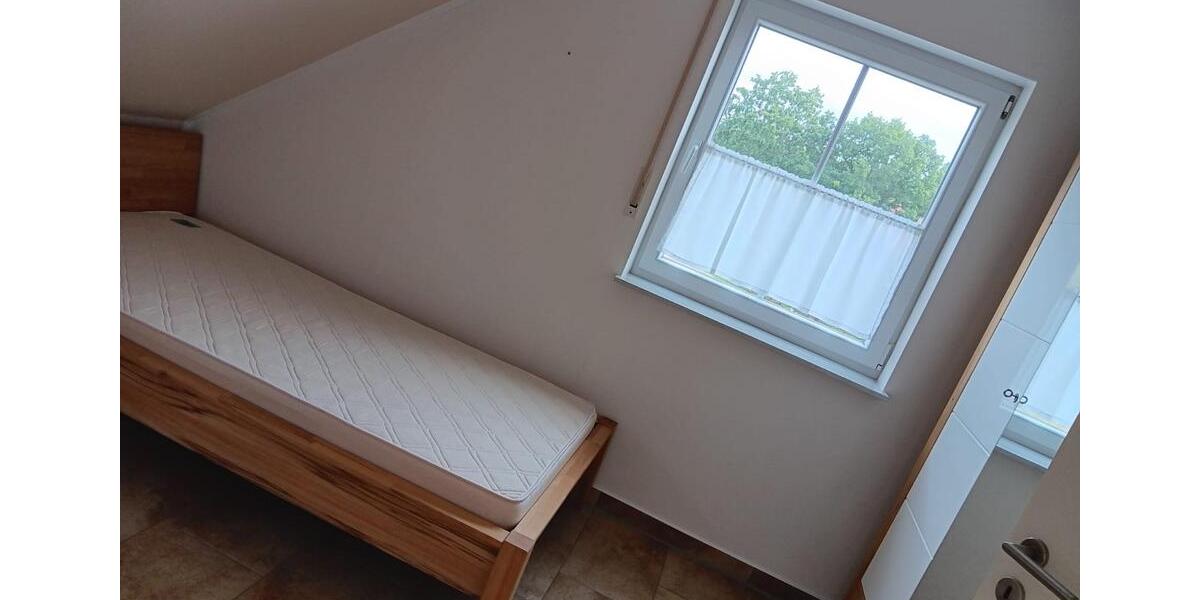 Dachgeschoßwohnung Barth - 3 Zimmer, 72 m&sup2;, 660&euro; | Angebot:24374322