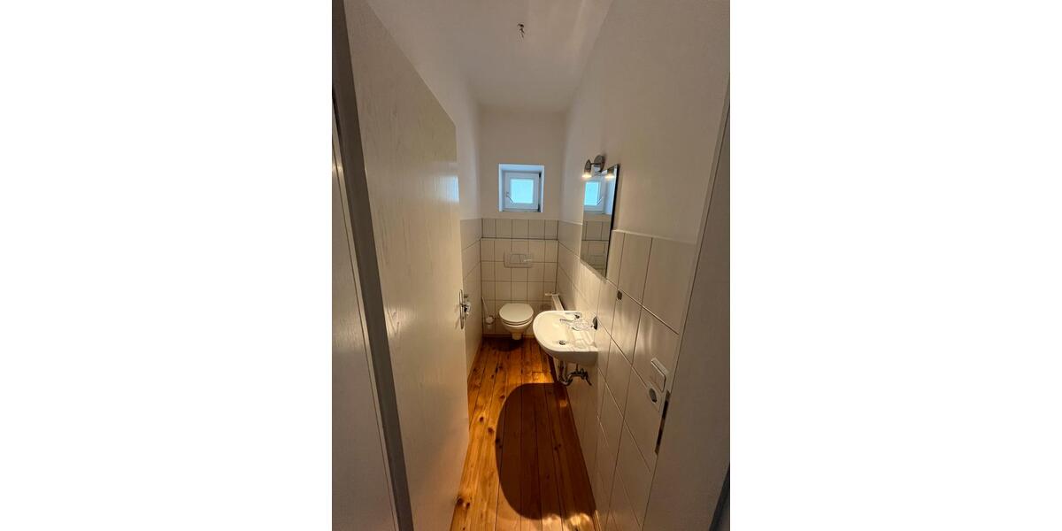 Etagenwohnung Bad Griesbach im Rottal - 5 Zimmer, 190 m&sup2;, 1.600&euro; | Angebot:25833063