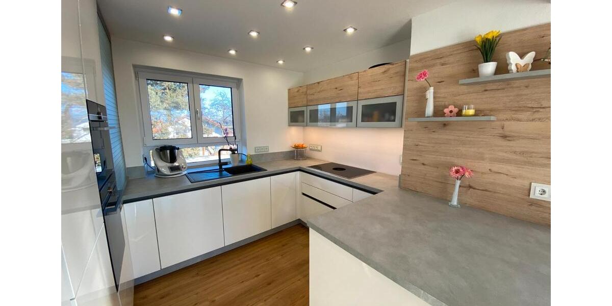 Einfamilienhaus Marktoberdorf - 5 Zimmer, 180 m&sup2;, 2.050&euro; | Angebot:26383339