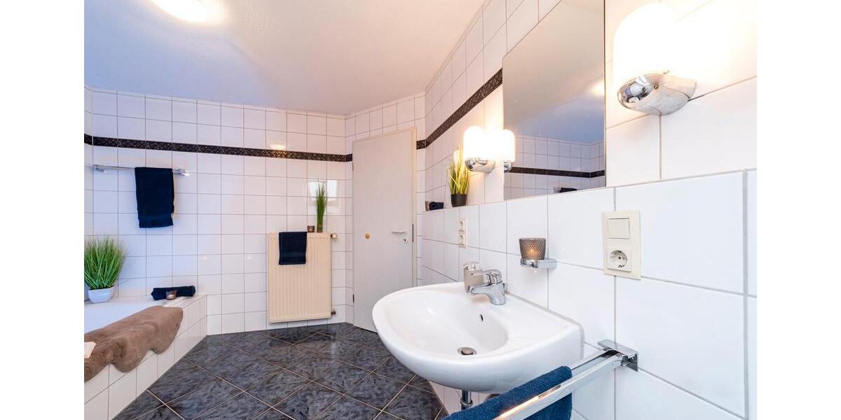 Dachgeschoßwohnung Lingen (Ems) Gauerbach - 3 Zimmer, 88 m&sup2;, 880&euro; | Angebot:26012827