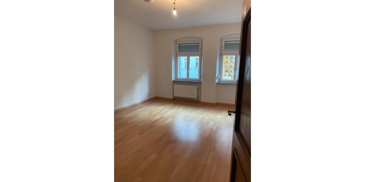 Etagenwohnung Bamberg Gärtnerstadt - 2 Zimmer, 78 m&sup2;, 950&euro; | Angebot:25995387