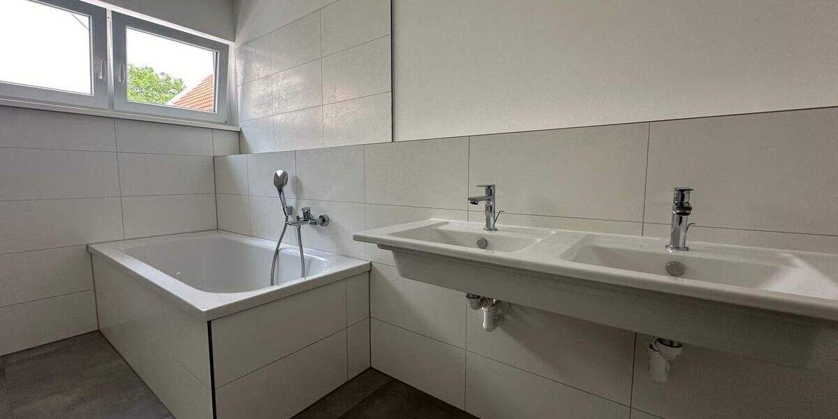 Reihenendhaus Eilenburg - 6 Zimmer, 159 m&sup2;, 1.600&euro; | Angebot:25277064