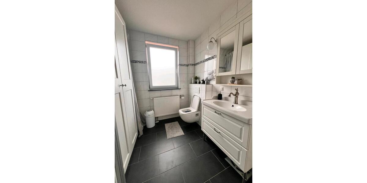 Etagenwohnung Steinau an der Straße - 3 Zimmer, 87 m&sup2;, 700&euro; | Angebot:26429887