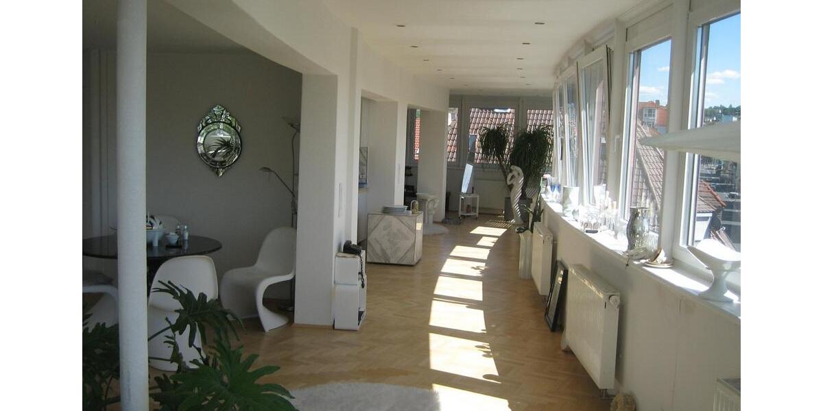 Einfamilienhaus Würzburg Sanderau - 2 Zimmer, 160 m&sup2;, 1.900&euro; | Angebot:25056906