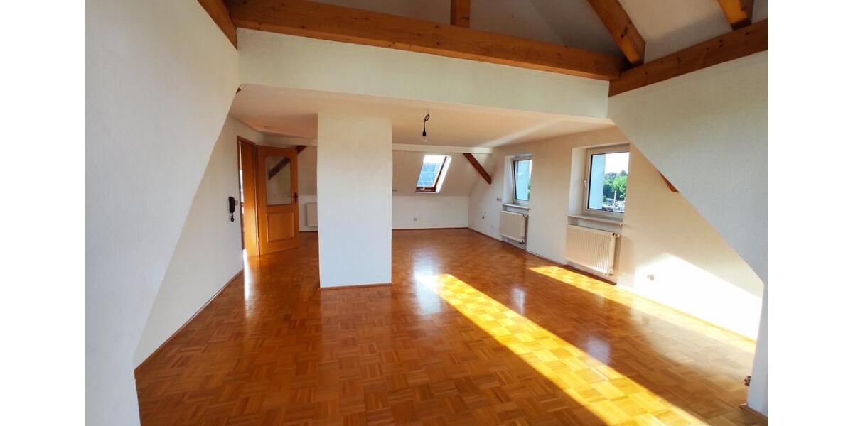 Dachgeschoßwohnung Vorbach - 3 Zimmer, 86 m&sup2;, 620&euro; | Angebot:24547214
