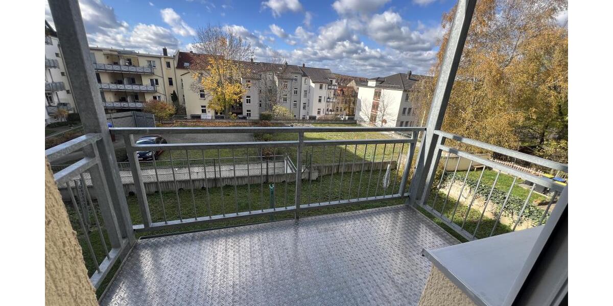 Schicke 3-Raum Wohnung mit modernem Bad, Balkon und Gartennutzung in ruhiger Anliegerstraße! - Etagenwohnung Gera Ostviertel | Angebot:26145251