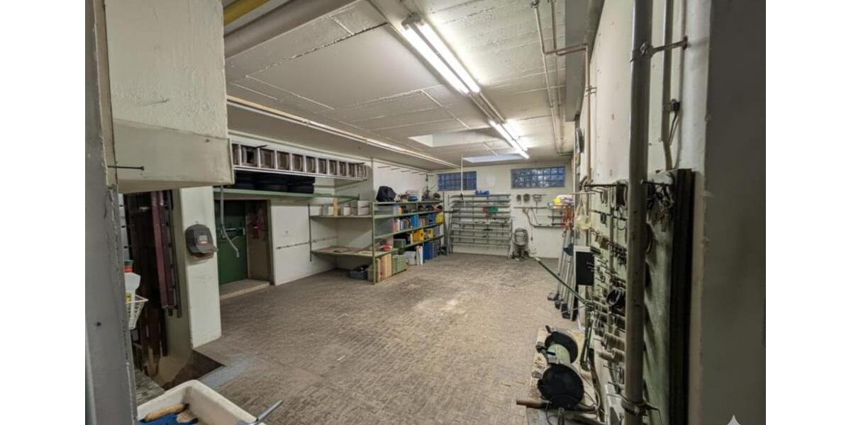 Gewerbeobjekt Esslingen am Neckar Oberesslingen - 2.000&euro; | Angebot:24723003