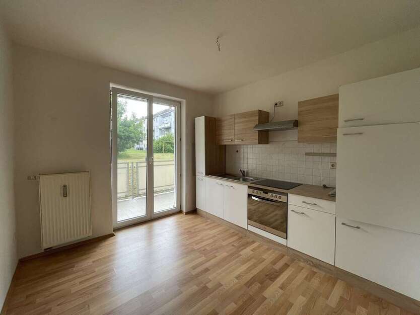 Wohnen mit Balkon + Einbauküche in ruhiger Lage!