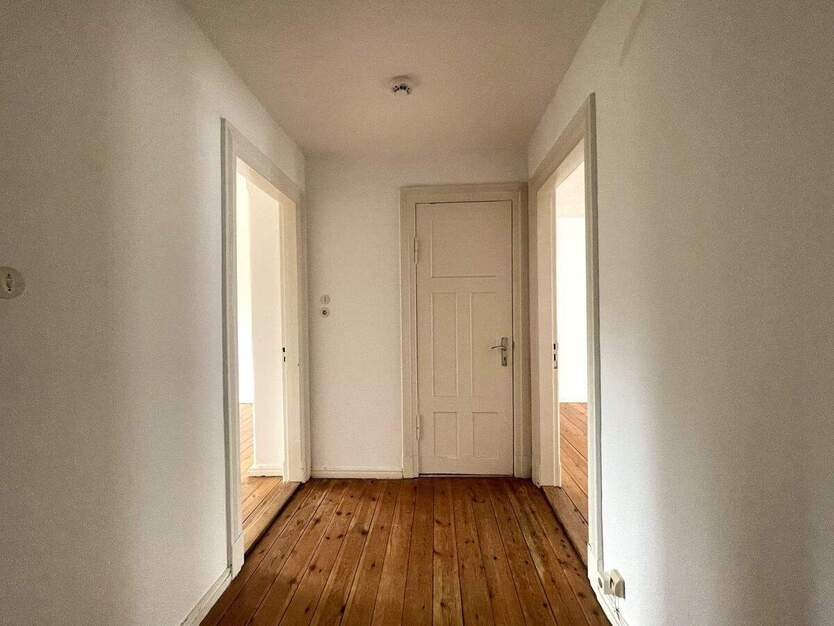 2- Zimmer Dachgeschoss - Altbauwohnung auf der Westlichen Höhe 2 zimmer