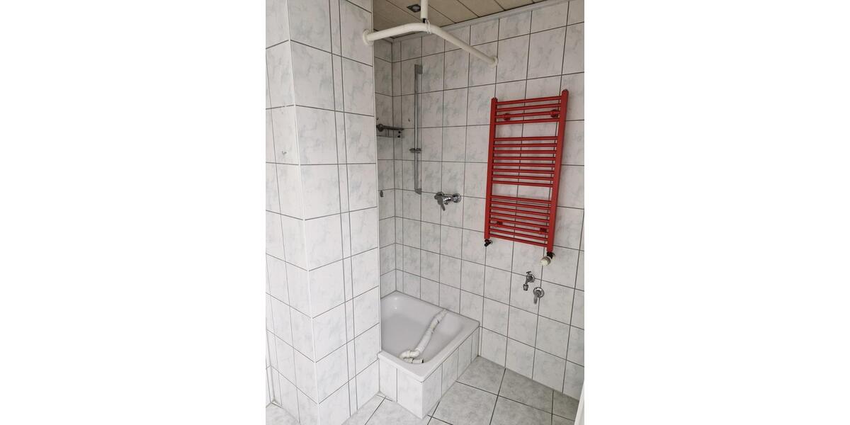 Etagenwohnung Bad Langensalza - 2 Zimmer, 65 m&sup2;, 425&euro; | Angebot:22618501