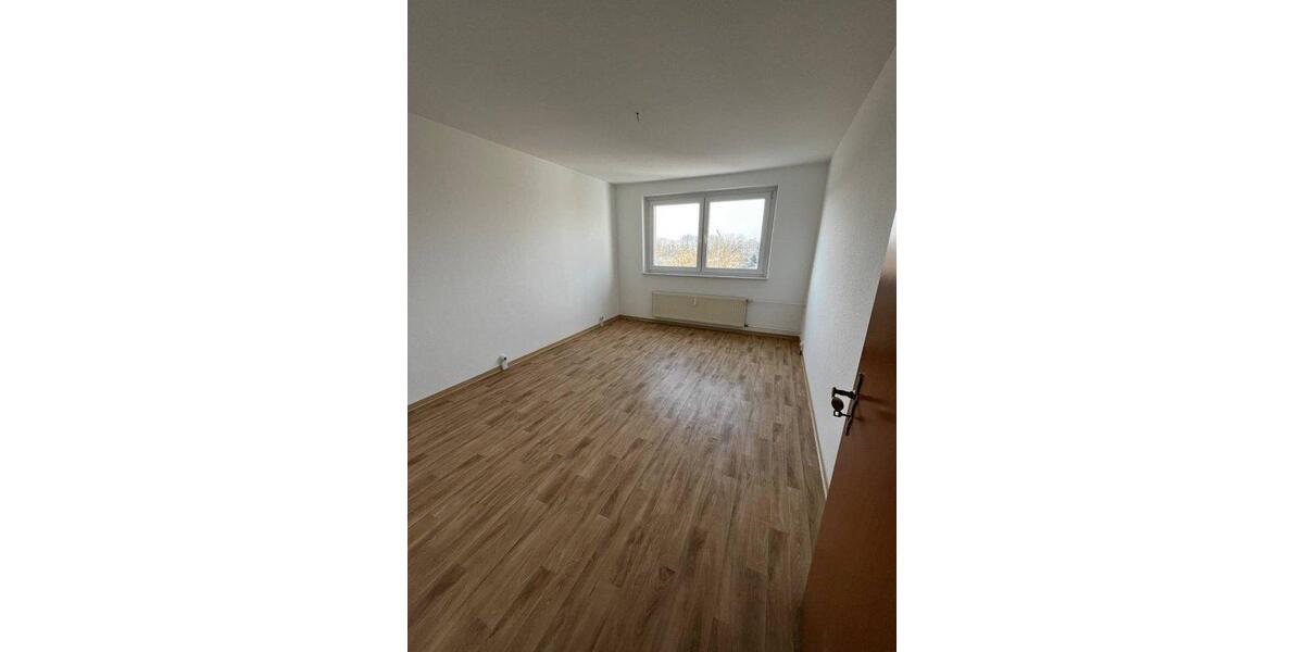 Etagenwohnung Pasewalk - 3 Zimmer, 59 m&sup2;, 475&euro; | Angebot:25755797