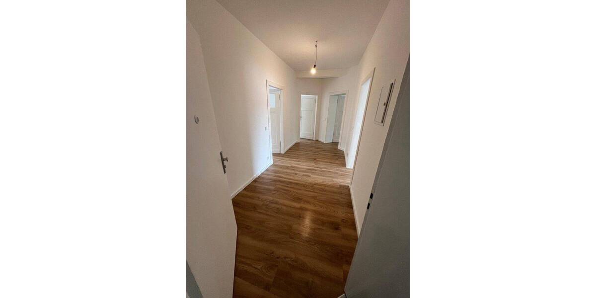 Etagenwohnung Düsseldorf Bilk - 3 Zimmer, 79 m&sup2;, 1.430&euro; | Angebot:26886365