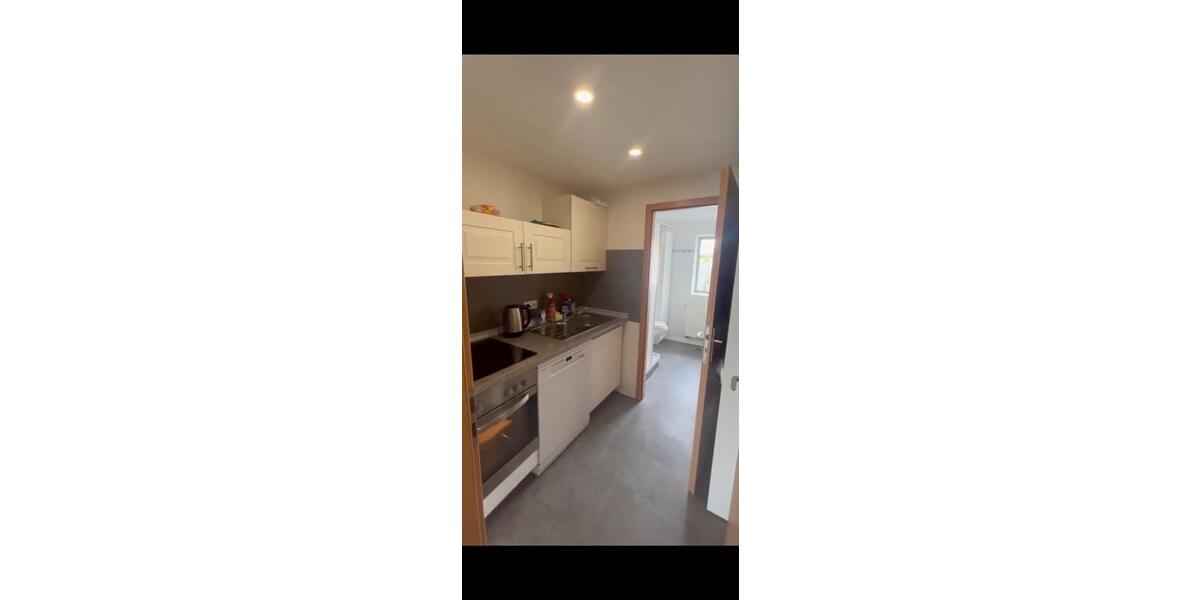 Zimmer zu vermieten + Möbel zu verkaufen (WG) 1 zimmer