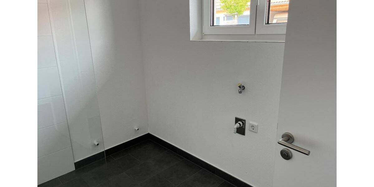 Doppelhaushälfte Markt Erlbach - 5 Zimmer, 121 m&sup2;, 1.690&euro; | Angebot:25652631
