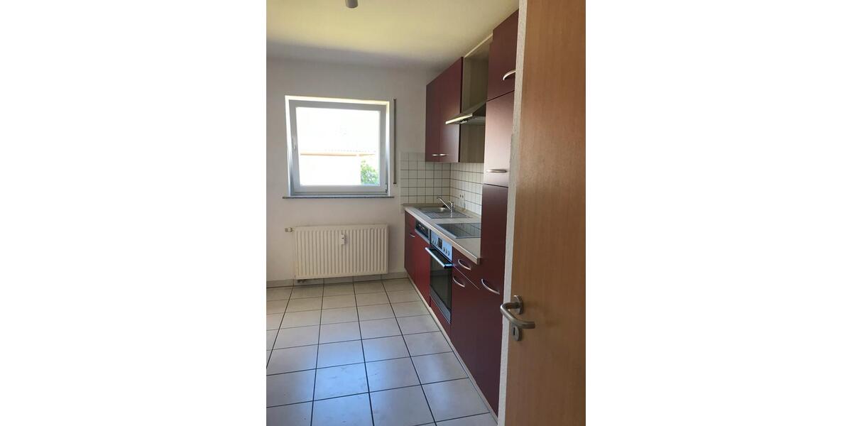 Erdgeschoßwohnung Pracht - 3 Zimmer, 80 m&sup2;, 920&euro; | Angebot:25823383