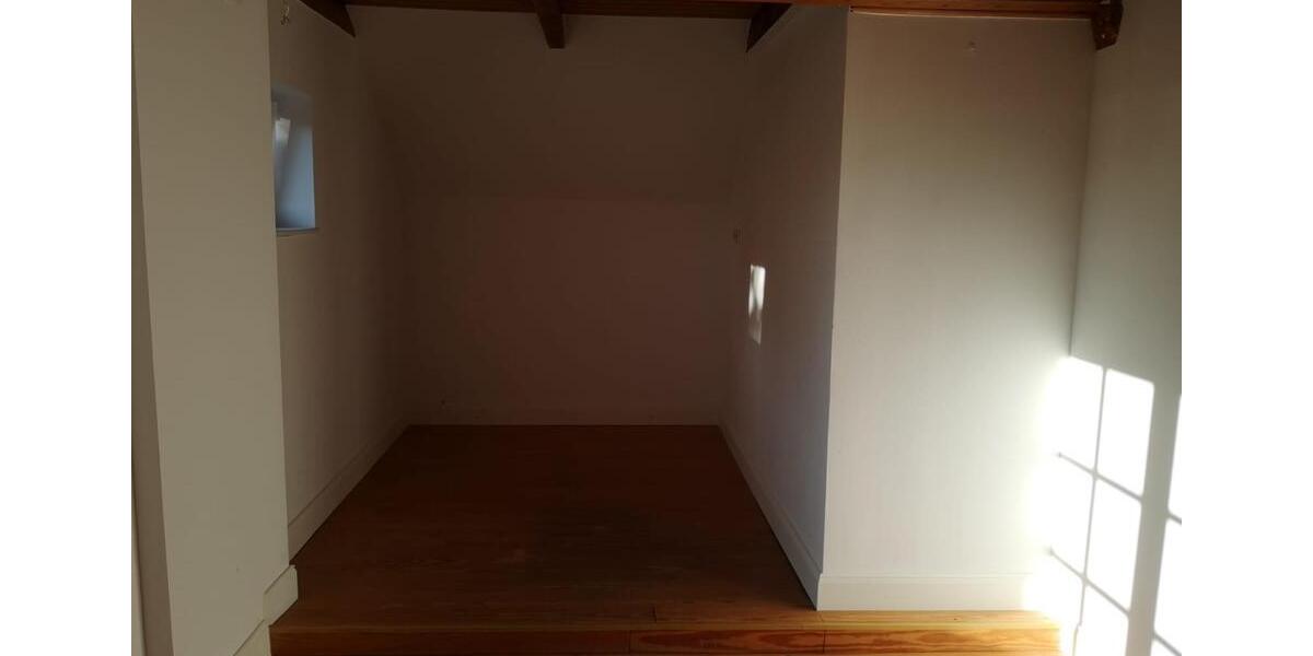 Maisonettenwohnung Holm - 4 Zimmer, 120 m&sup2;, 1.550&euro; | Angebot:26006561