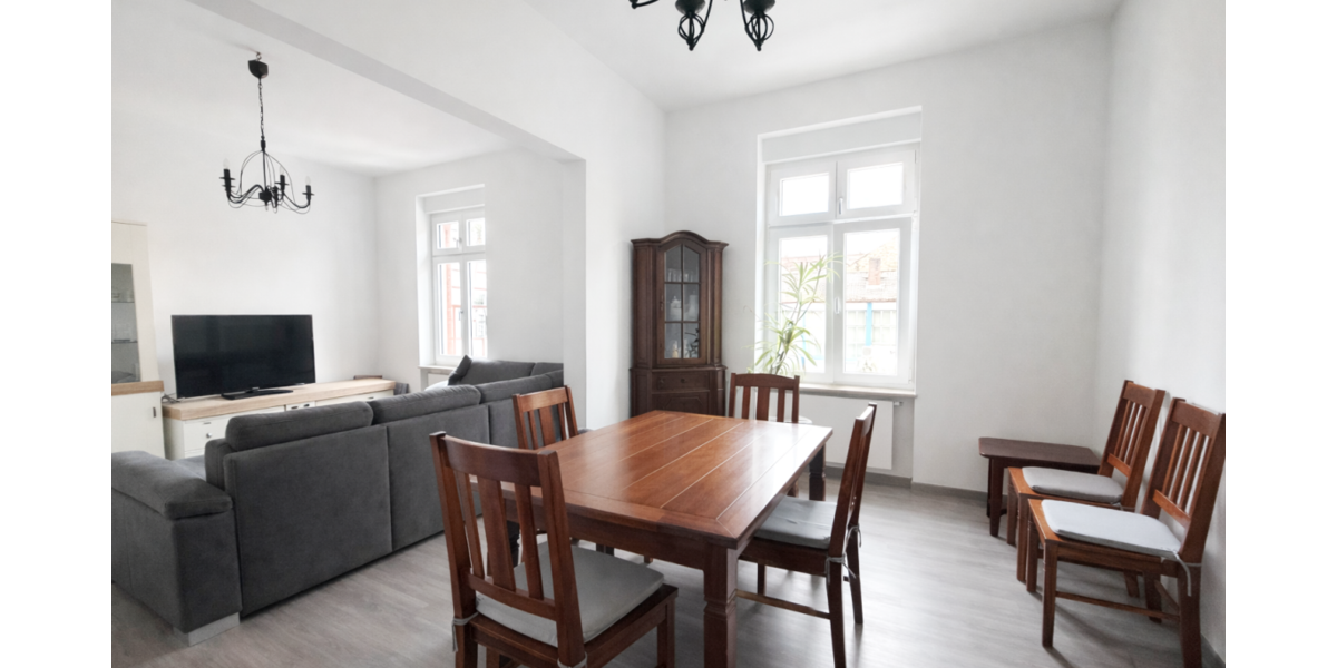 Etagenwohnung Wiesbaden Biebrich - 3 Zimmer, 98 m&sup2;, 1.290&euro; | Angebot:25279087
