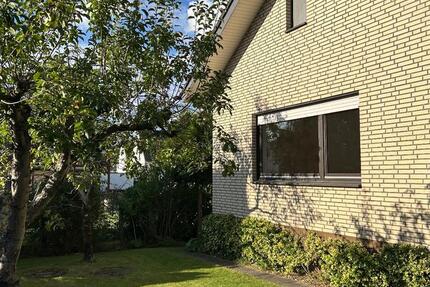 Haus Lage - 8 Zimmer, 200 m&sup2;, 1.900&euro; | Angebot:27615007