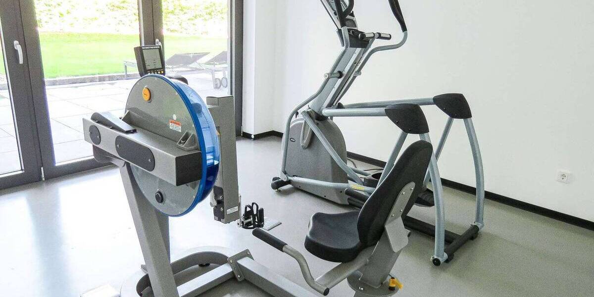 Etagenwohnung Würzburg Frauenland - 2 Zimmer, 82 m&sup2;, 1.175&euro; | Angebot:26674272
