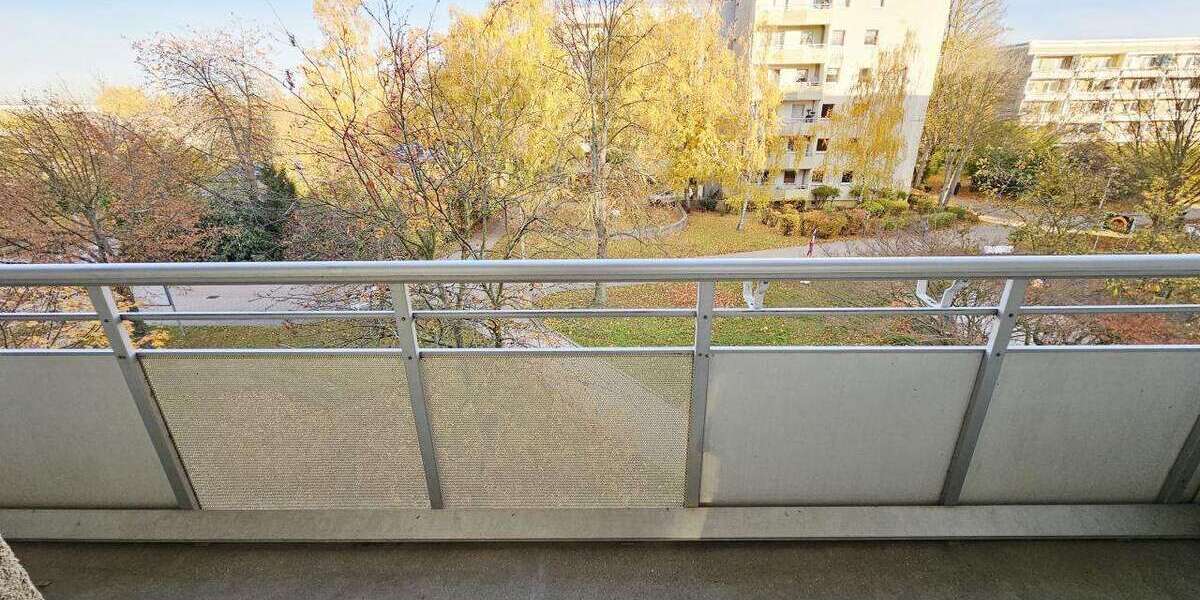 Wohnung zum Mieten in Magdeburg 302,46 € 47.26 m² 2 zimmer