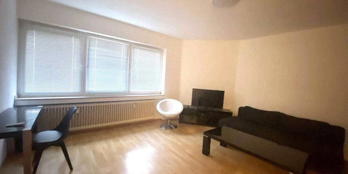 Etagenwohnung Köln Altstadt-Nord - 2 Zimmer, 50 m&sup2;, 1.350&euro; | Angebot:26740851